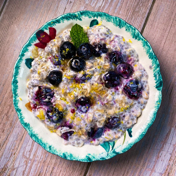 Lemon Blueberry Cheesecake Overnight Oats