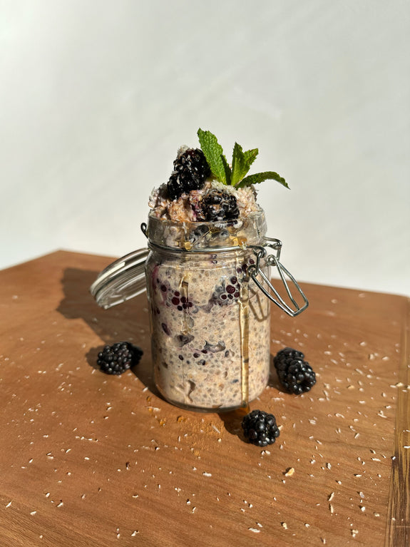 Blackberry Vanilla Coconut Overnight Oats